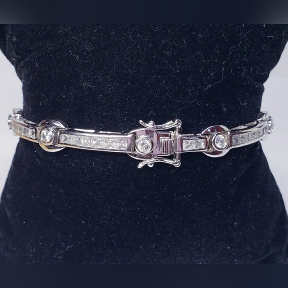 Sterling Silver Baguette And Round Tennis Style Cz Bracelet 7.5" - Picture 2 of 6